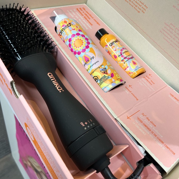 Amika Blowout Buffet Box Set - Picture 4 of 4